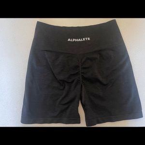 Alphalete Amplify Short Shorts- Black Marl, Medium